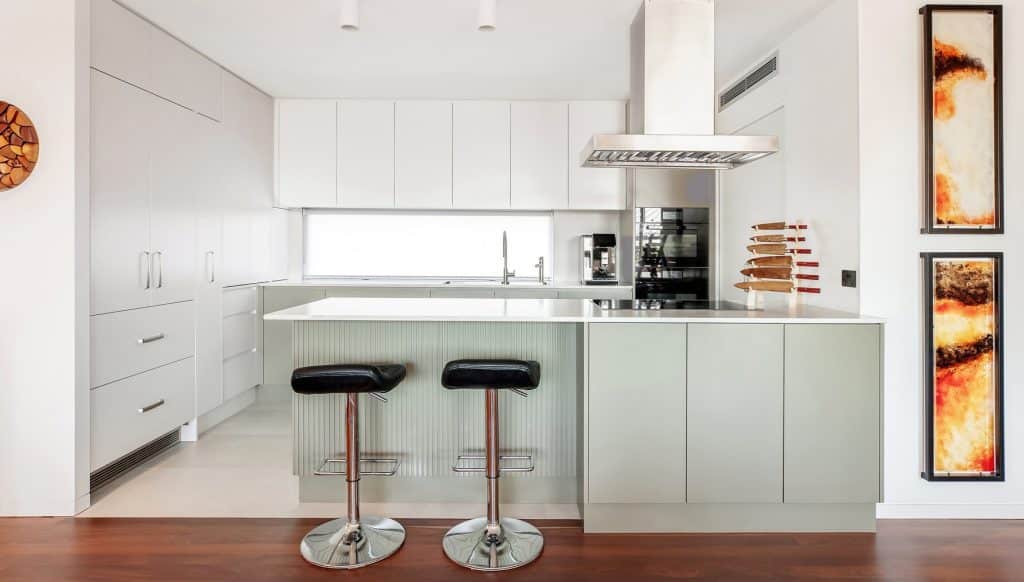 Stunning modern kitchen with lots of storage